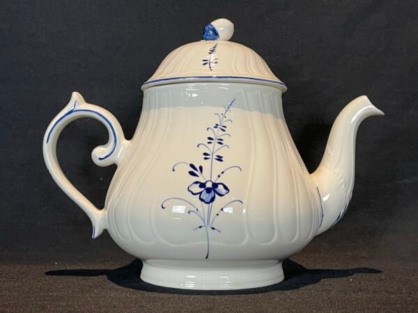 Villeroy & Boch Porcelain Tea Pot Blue Floral Vieux Luxembourg Depuis 1748 VTG - Image 8