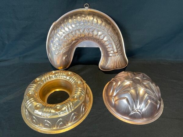 Vintage Copper Tone Molds Kitchen Wall Decor - Fish Bowl Wreath