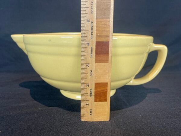 Vintage Yellow Ware mixing bowl - 8" ID - Pour spout and handle. - Image 2